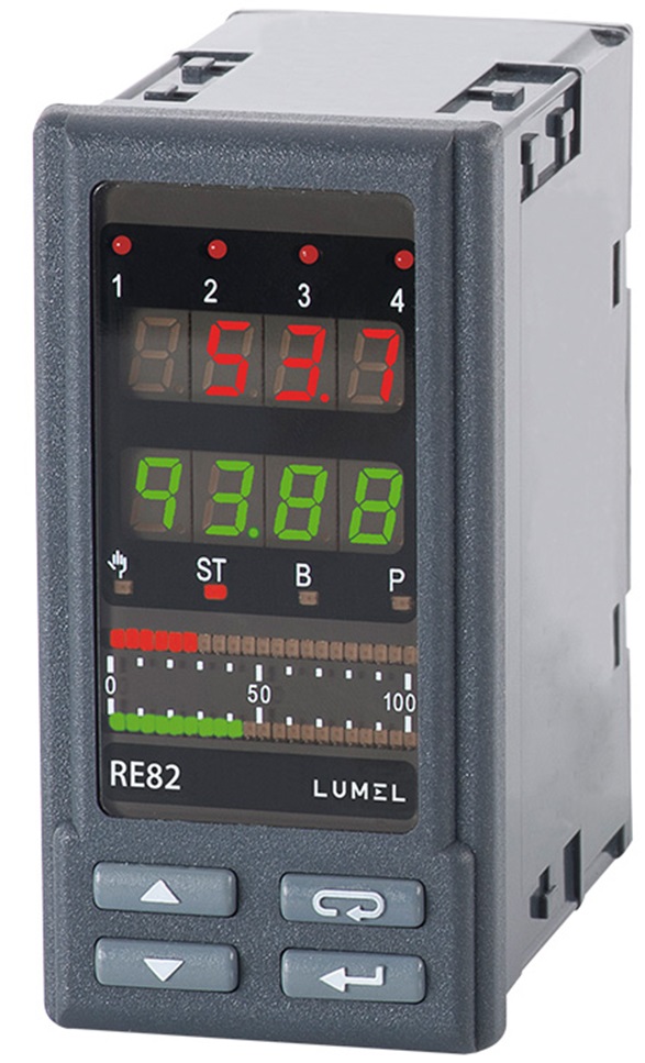 LUMEL RE82 temperature controller for industrial and marine temperature-control applications