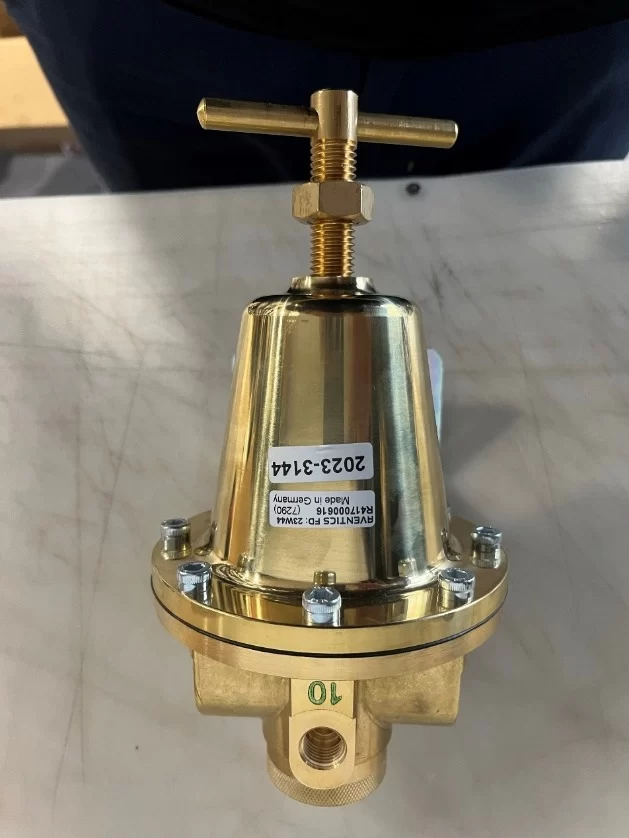 AVENTICS pressure regulator R417000616 DM100 40 bar